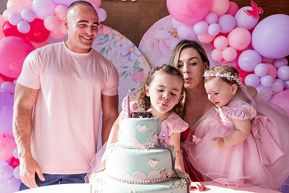 0103 - Maria Eduarda 4 anos e Manuela 1 ano - DF4_1717