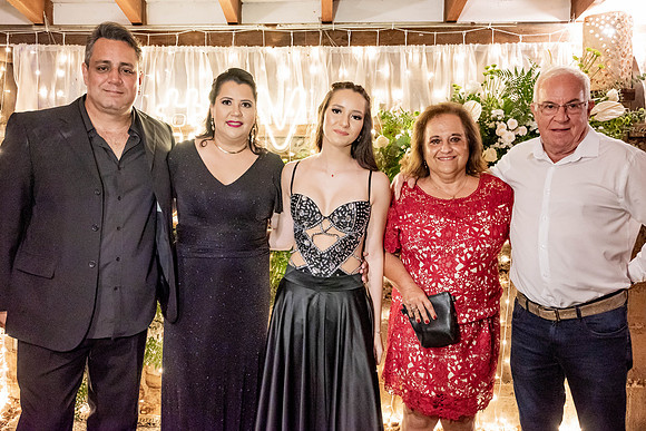 0112 - Lavínia Almeida - 15 anos - DF3_1718