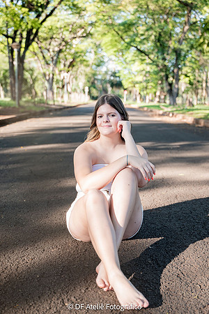 0110 - Lorena Marcondes - Ensaio 15 anos - DF4_2017