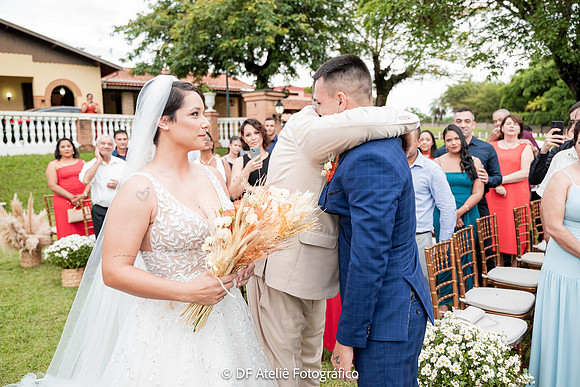 0220 - Amanda e Vinicios - Casamento - DF4_2638