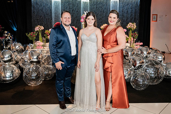 0029 - Lorena Marcondes - 15 anos - DF4_5375