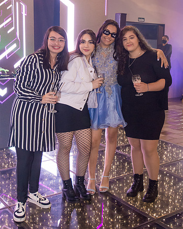 0142 - Ana Gabriela - 15 Anos - DF2_5147