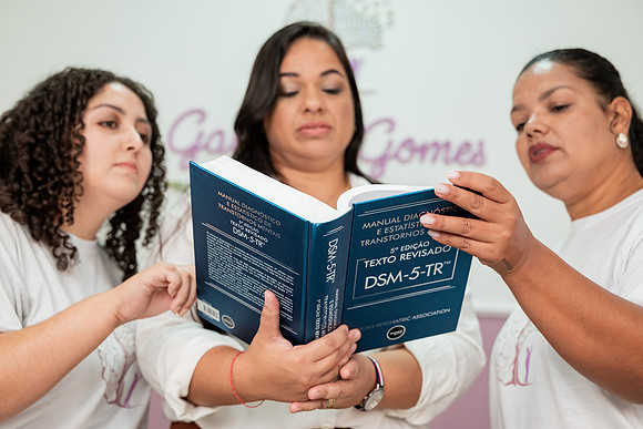 0083 - Gabriela Gomes - Instituciona - DF4_8268
