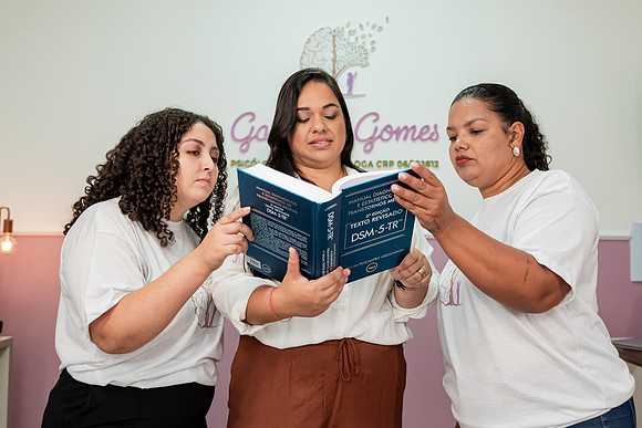 0086 - Gabriela Gomes - Instituciona - DF4_8277