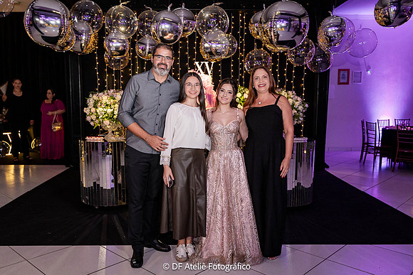 0128 - Sofia Alves - 15 anos - DF7_4181