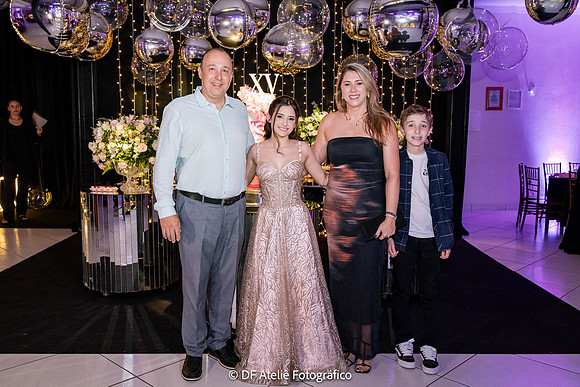 0130 - Sofia Alves - 15 anos - DF7_4185