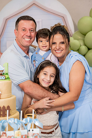 0043 - Antônio Rissato - 1 ano - DF7_1295