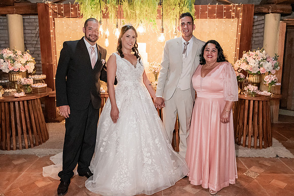 0265 - Claudilene e Guilherme - Casamento - DF4_4611