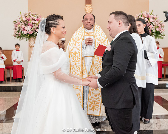 0211 - Fernanda e Vinicius - Casamento - DF4_5327