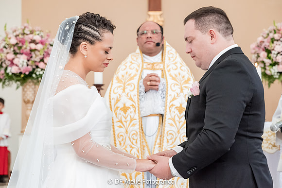 0220 - Fernanda e Vinicius - Casamento - DF4_5354