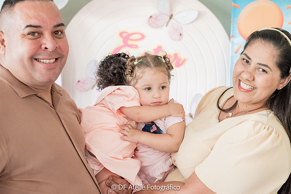 0100 - Ester Oliveira - 1 ano - DF4_2255
