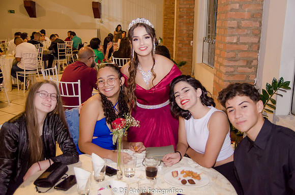 0128 - Gabrielly Dionizio - 15 Anos - DF1_6908
