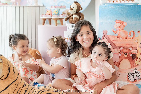 0145 - Ester Oliveira - 1 ano - DF4_2393