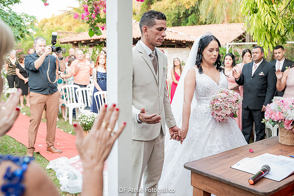 0105 - Claudilene e Guilherme - Casamento - DF4_4099