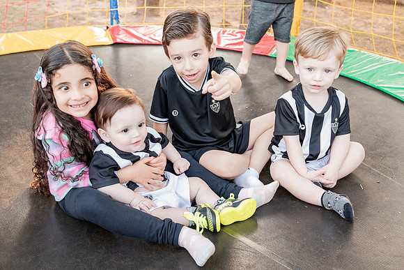 0128 - 2025-07-11 - Mylena e Caio - Civil-2025-07-12 - Davi Calazans - 1 ano-2025-07-13 - Maria Thereza - 1 ano - DF4_7981