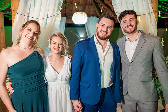 0139 - Aliny e Luís Eduardo - Casamento - DF4_8341