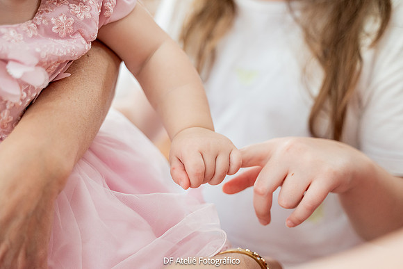 0026 - Maria Eduarda 4 anos e Manuela 1 ano - DF4_1404