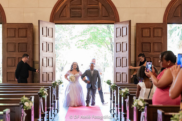 0092 - Caroline e Gabriel - Casamento - DF4_5567