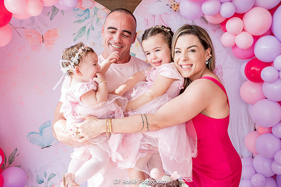 0052 - Maria Eduarda 4 anos e Manuela 1 ano - DF4_1511