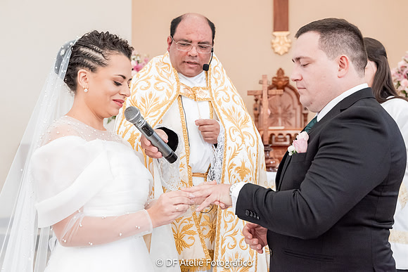 0233 - Fernanda e Vinicius - Casamento - DF4_5396