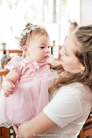 0018 - Maria Eduarda 4 anos e Manuela 1 ano - DF4_1382