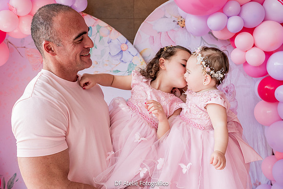 0047 - Maria Eduarda 4 anos e Manuela 1 ano - DF4_1489