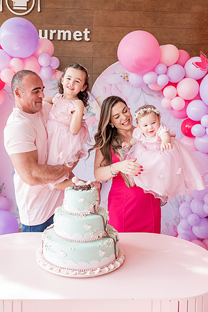 0038 - Maria Eduarda 4 anos e Manuela 1 ano - DF4_1461