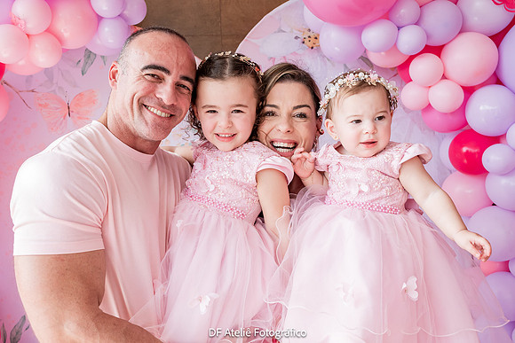 0041 - Maria Eduarda 4 anos e Manuela 1 ano - DF4_1465