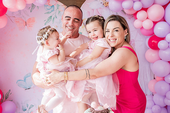 0052 - Maria Eduarda 4 anos e Manuela 1 ano - DF4_1511