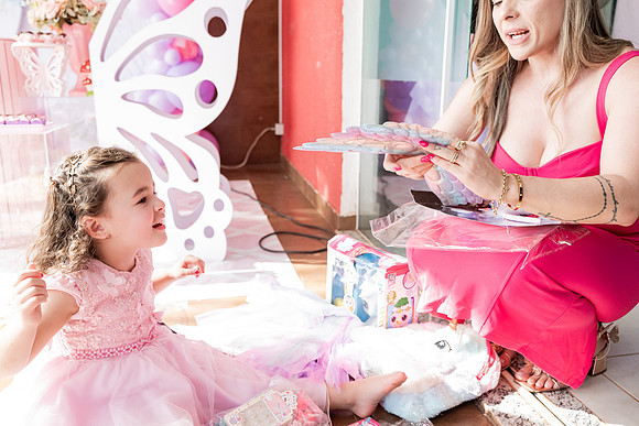 0068 - Maria Eduarda 4 anos e Manuela 1 ano - DF4_1590