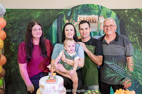 0039 - Felipe Iaderoza - 1 ano - DF4_4036