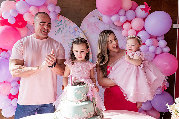 0097 - Maria Eduarda 4 anos e Manuela 1 ano - DF4_1698