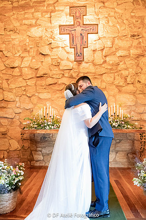 0142 - Ariele e Jéferson - Casamento - DF4_7599