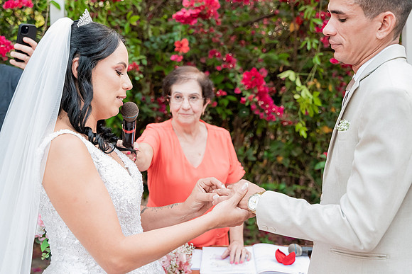 0162 - Claudilene e Guilherme - Casamento - DF4_4253