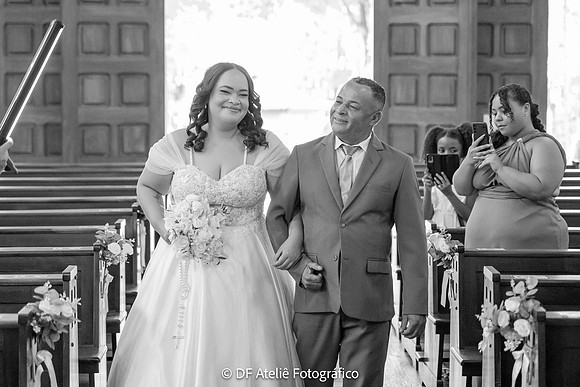 0101 - Caroline e Gabriel - Casamento - DF4_5596